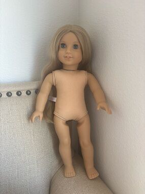 American girl Elizabeth